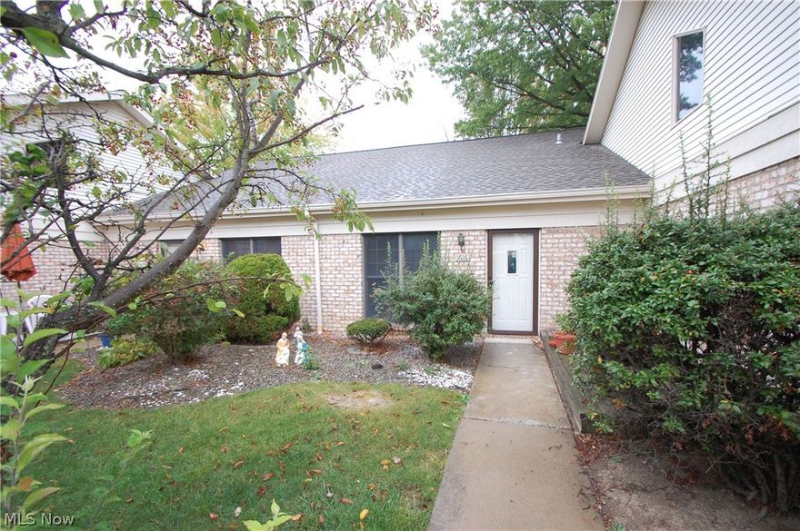 Totally updated condo from top to bottom. Updates include new kitchen w/ new countertops and pergo wood floor, all new paint and carpet through out and all light fixtures. The full bath is all brand new with new surround tub, vanity and commode plus ceramic tile floor. The furnace and central air brand new also plus all the baseboards and trim. This condo is like a brand new home just waiting to be moved into.