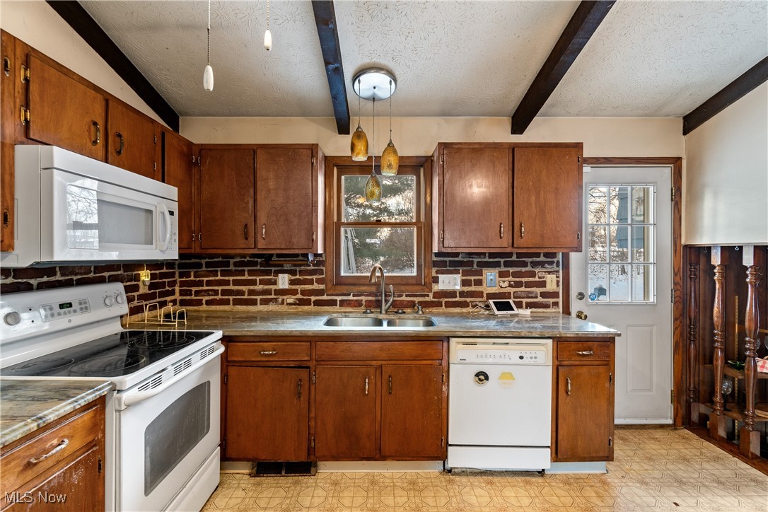 Lakewood Estate - Residential