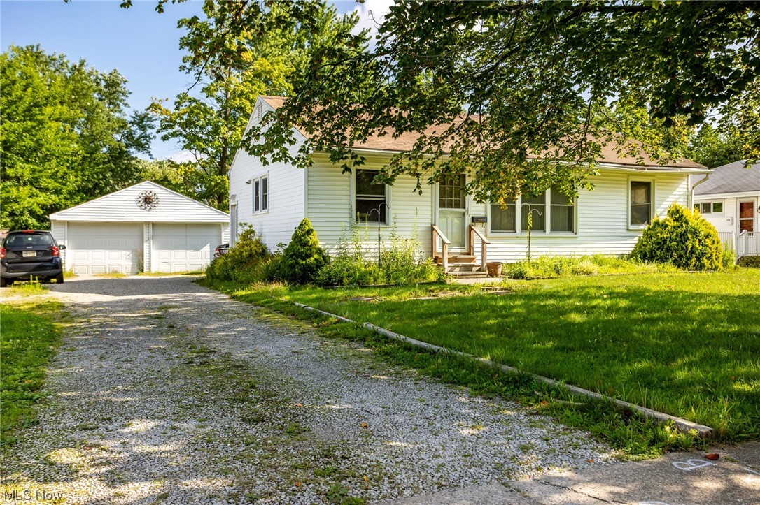 Welcome home to 323 Harding St. nestled in the highly desirable Brownhaven Subdivision inside of Medina, OH! Conveniently located within minutes of Medina High School, our beloved Square and the Medina branch of the Cleveland Clinic and in close proximity of State Routes 3,42,57 and I-71 and I-271. This mid-century ranch boasts a partially remodeled bathroom, fresh paint and new flooring in the kitchen and dining room. Additional updates include a partially finished basement and newer sump pump. Bring your finishing touches and call your favorite Realtor today to schedule your private showing and make this house your home before it’s too late!