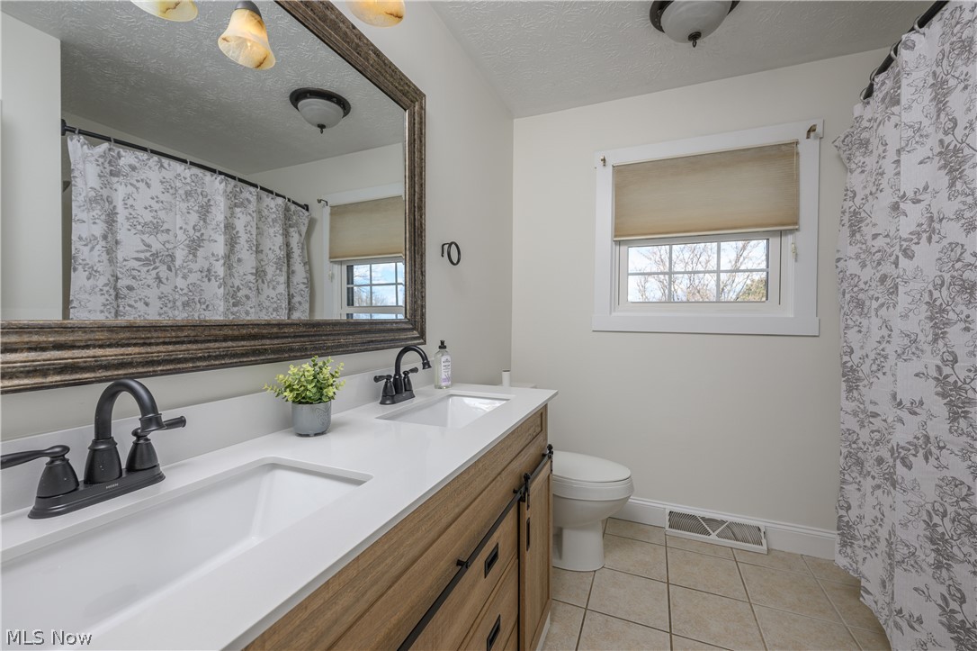 Hunting Hills Estates - Residential