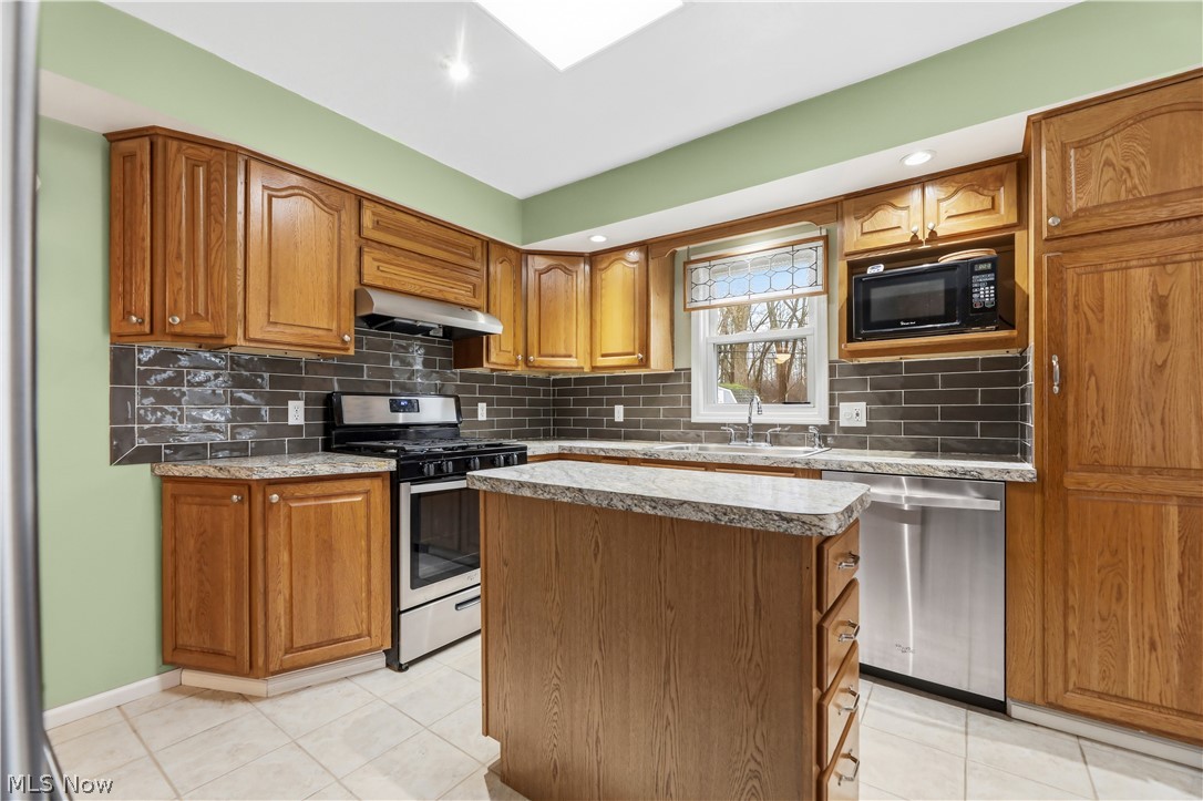 Morris Black Inc 01 - Residential