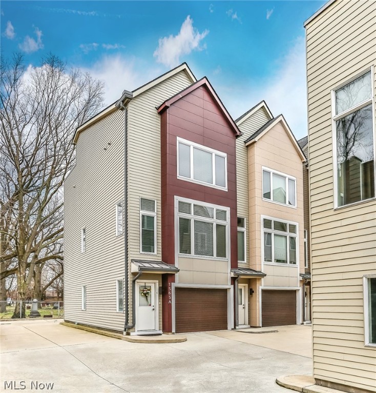 University Place Townhomes - Residential