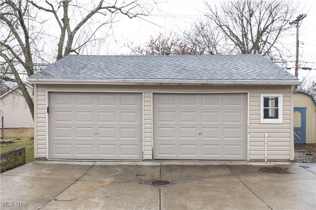 Telling Broadfield - Residential