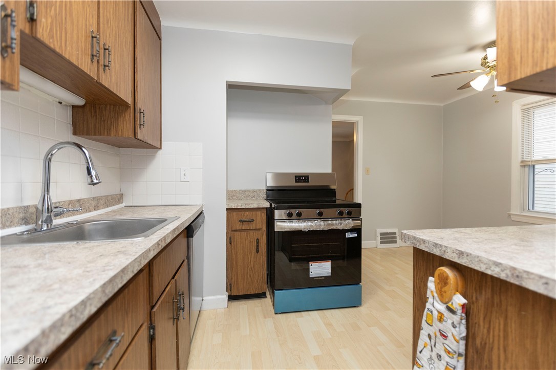 Telling Broadfield - Residential