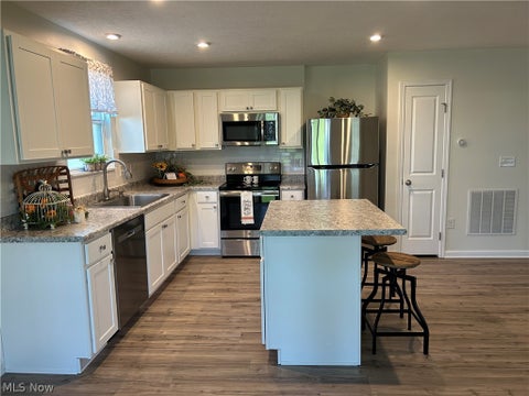 Tiny photo for 3208 Brentwood Drive, Akron, OH 44312 (MLS # 5254332)