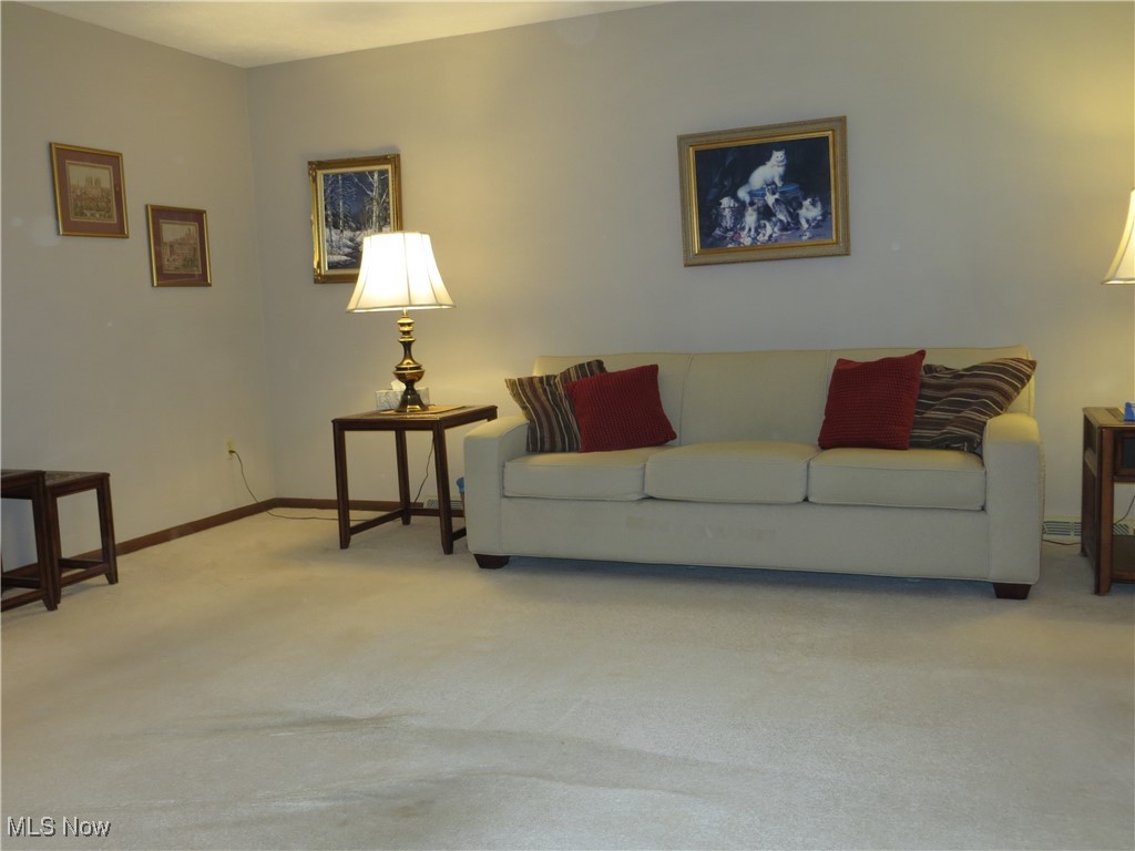 5706 Gerald Avenue, Parma, Ohio image 6
