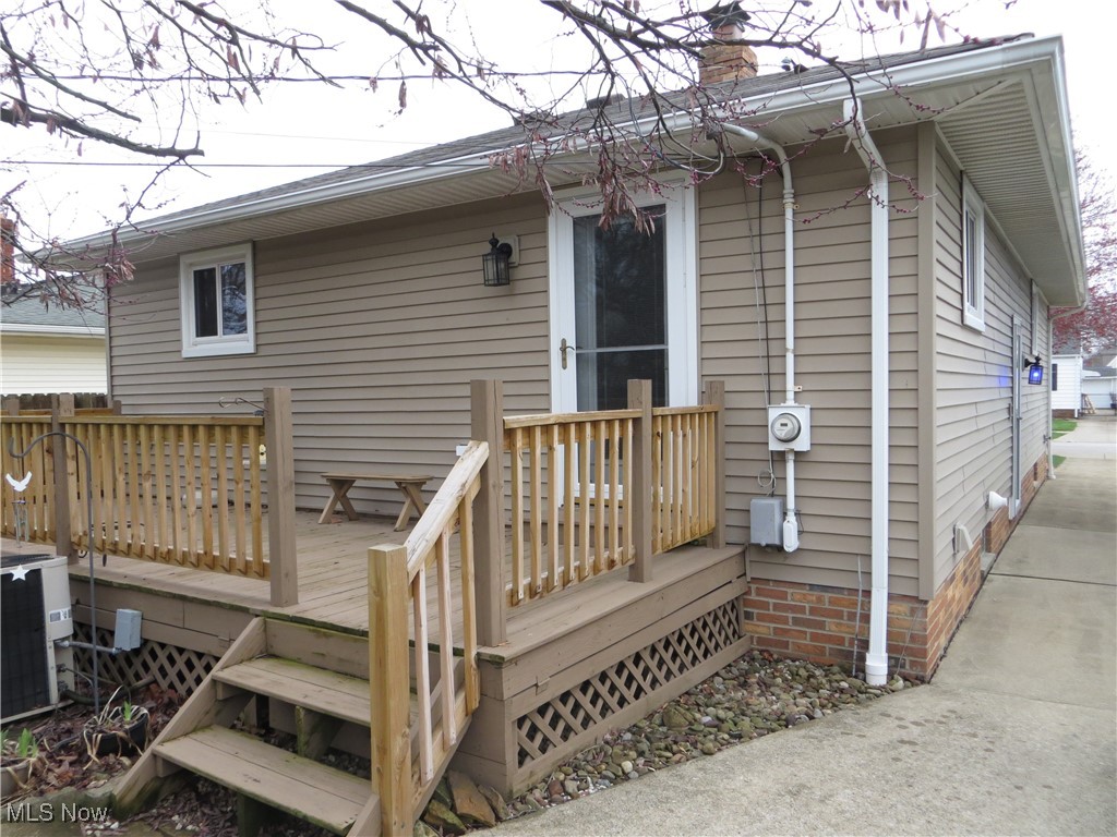 5706 Gerald Avenue, Parma, Ohio image 3