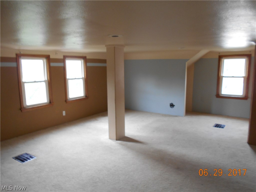 Mix King & Gibbs - Residential