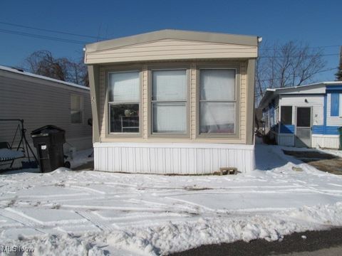 30335 Euclid Avenue #35, Wickliffe, OH 44092 - #: 5101376