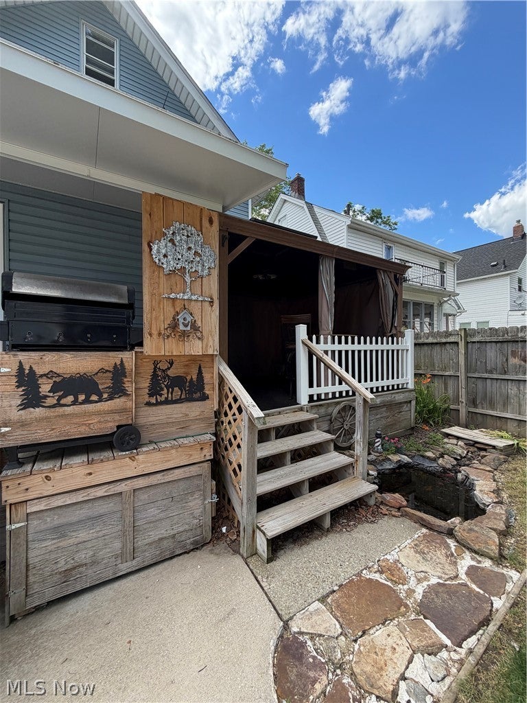 Photo of 1715 7th Street, Cuyahoga Falls, OH 44221 (MLS # 5219194)