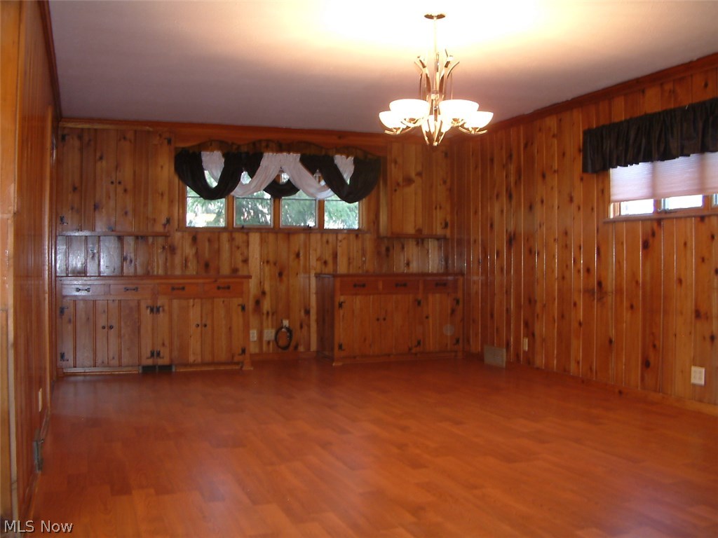 Edgewater Forest Park - Residential