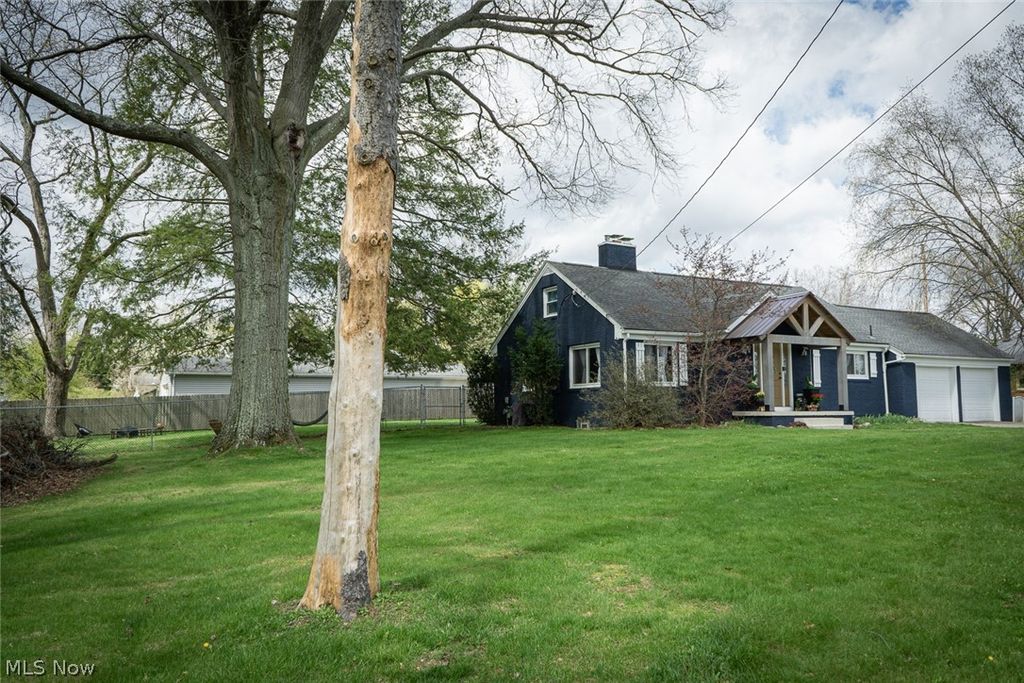 Photo of 3467 Wales Avenue NW, Massillon, OH 44646 (MLS # 5198656)