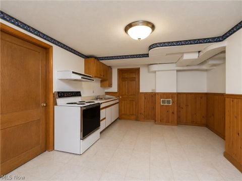 Tiny photo for 134 N Revere Road, Akron, OH 44333 (MLS # 5221377)