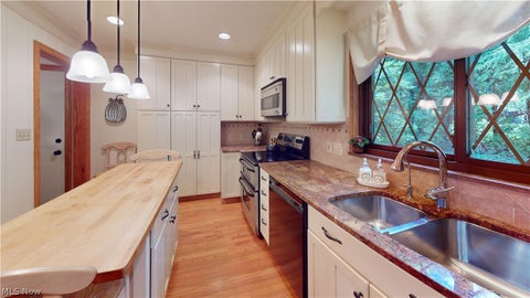 Tiny photo for 134 N Revere Road, Akron, OH 44333 (MLS # 5221377)