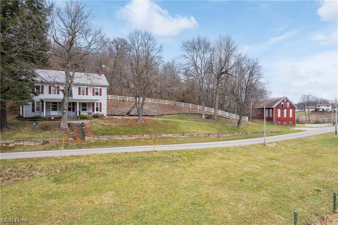 5147 Bluebird Road, Malvern, Ohio image 3