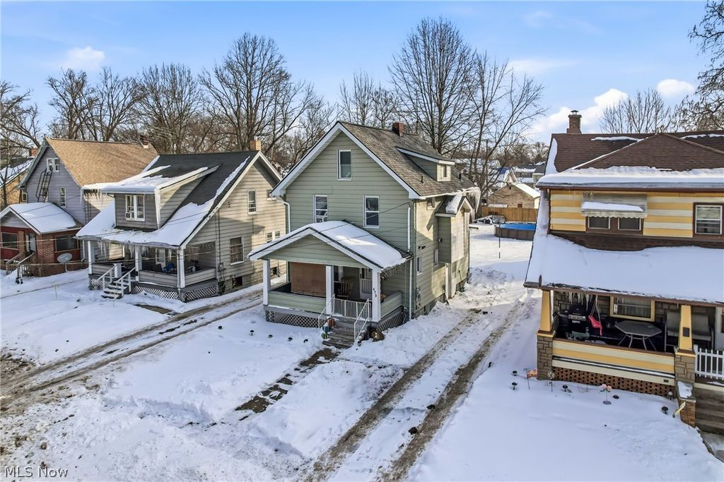 Photo of 475 Homewood Avenue SE, Warren, OH 44483 (MLS # 5186617)