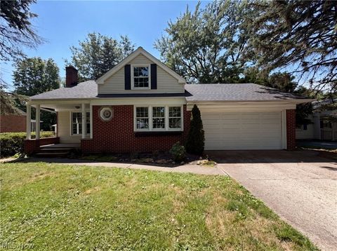 Homes For Sale - 1384 Ford Road<br/> Cleveland, OH 44124