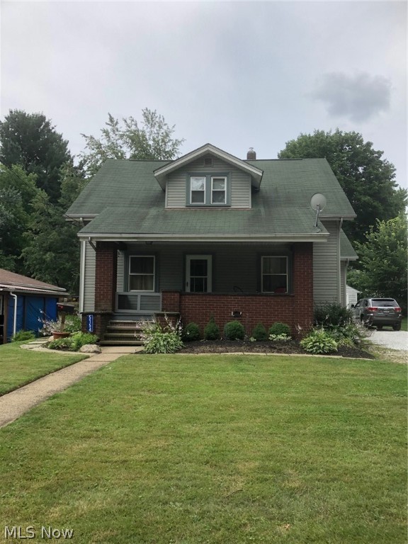 Multi-Family Home in Perry Township. Upper/Lower with 2 beds, 1 bath in each. Great starter home or investment property. Live in one unit and rent the other or enjoy as an in-law suite. Separate water heaters, electric and gas meters. Washer/Dryer hookup in basement. Both units have basement access. Fenced in back yard. Leaf filter gutter guards on house. New furnace and fuse boxes with updated electric from exterior. New insulation in the attic.
Fresh gravel in the driveway. Plenty of off street parking for multiple cars. Comparable properties in the area rent for $750 (upper) and $850 (lower). Walking distance to Perry High School and W Tusc/Lincolnway.