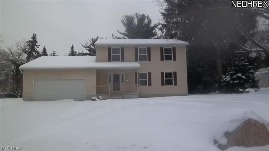 Built in 2004! Nice deep private yard, in the Glenn area!Colonial with 1st floor family room, sliding glass doors to big deck, full 12 course tall basement, large closets, Master suite with Master bath!