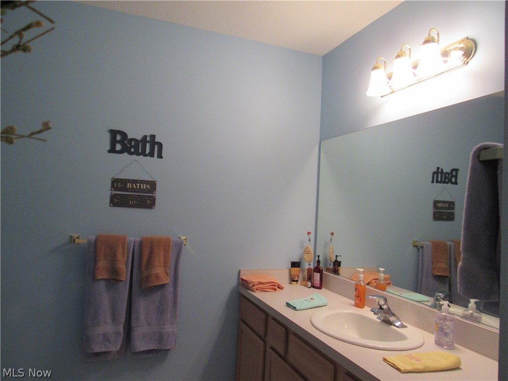 High Pointe/Geauga Condo Ph 08 - Residential