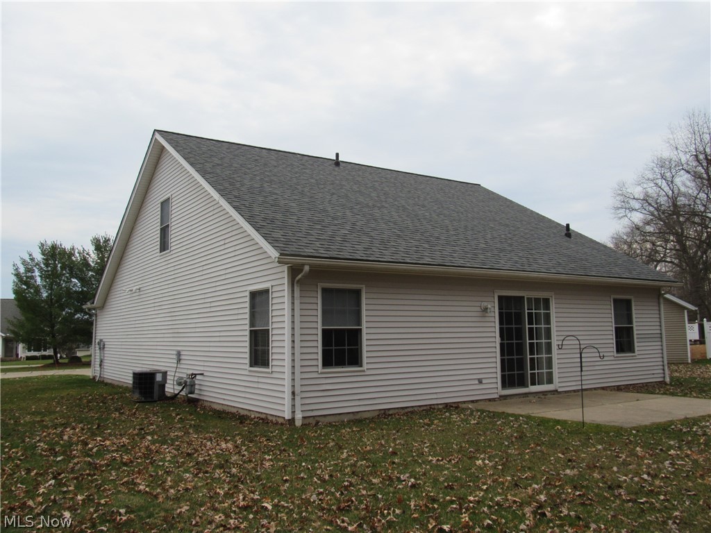 High Pointe/Geauga Condo Ph 08 - Residential