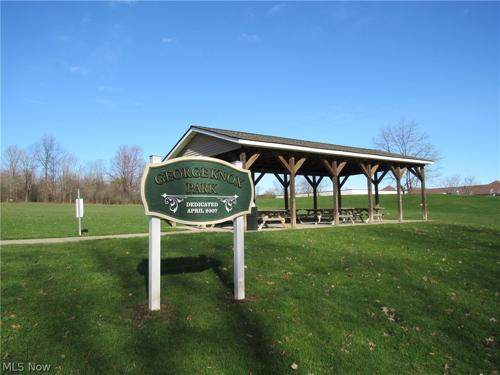 High Pointe/Geauga Condo Ph 08 - Residential