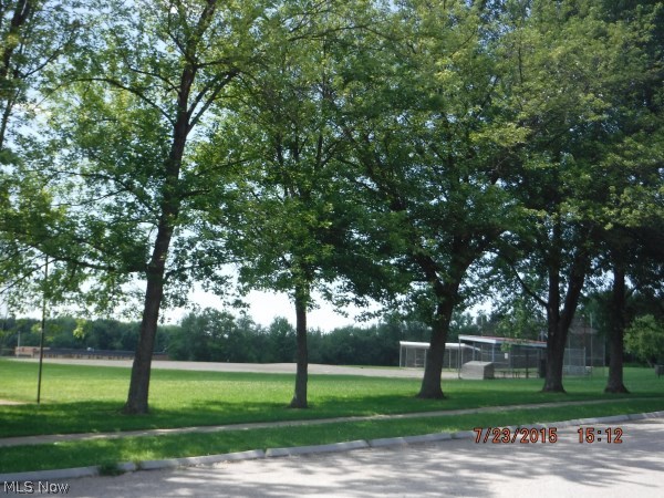 Fieldcrest Park - Residential