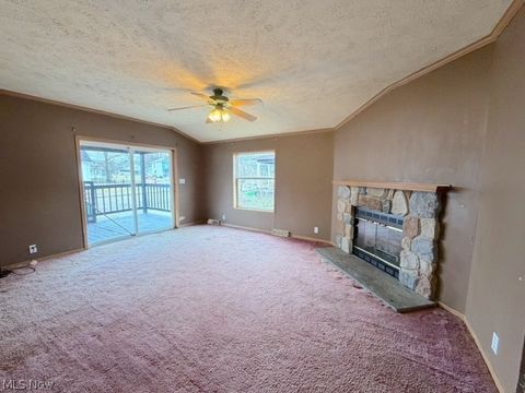 Tiny photo for 527 W 3rd Street, Uhrichsville, OH 44683 (MLS # 5190617)