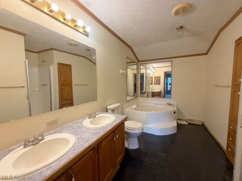 Tiny photo for 527 W 3rd Street, Uhrichsville, OH 44683 (MLS # 5190617)