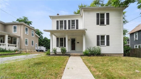 Homes For Sale - 865 Franklin Avenue<br/> Salem, OH 44460