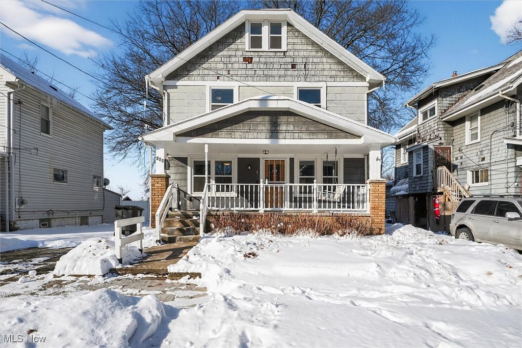 Photo of 888 Beardsley Street, Akron, OH 44311 (MLS # 5184883)