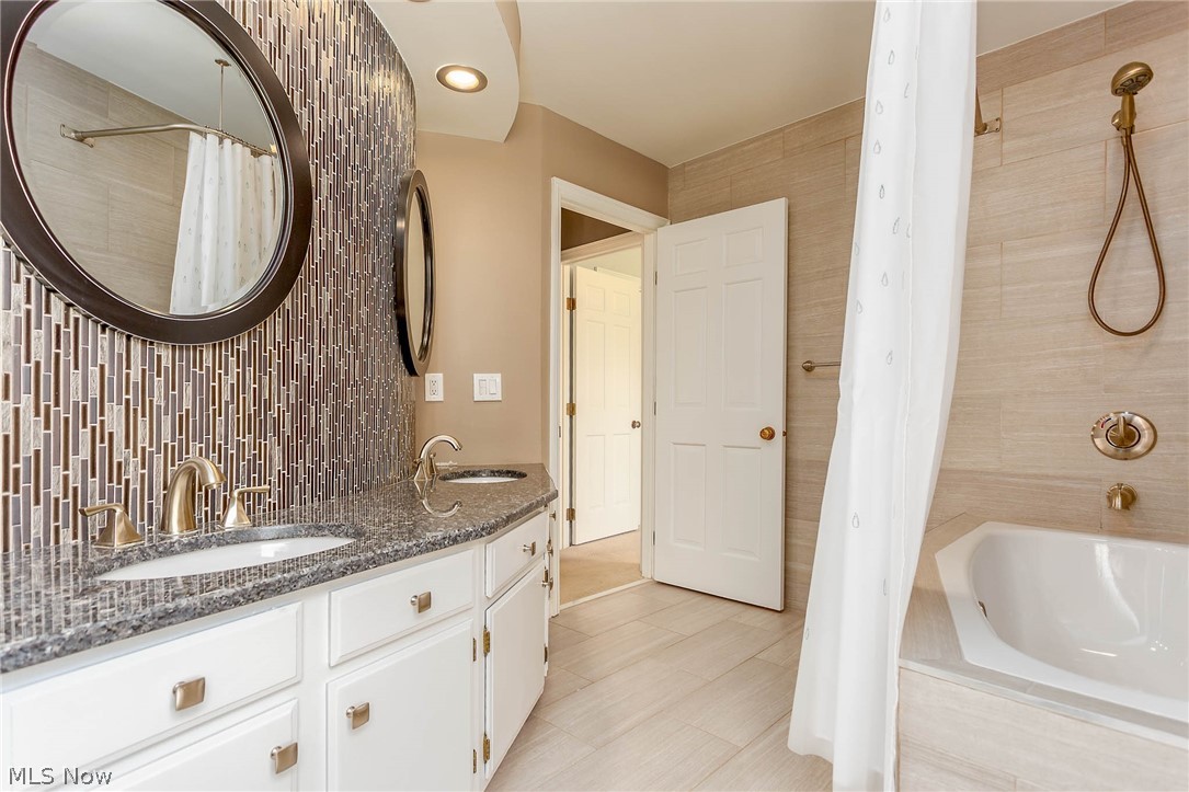 Landerwood Estates Sub #8 - Residential