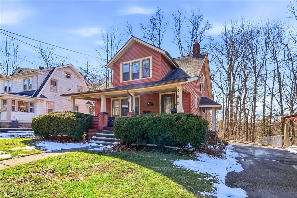 Photo of 1820 Malasia Road, Akron, OH 44305 (MLS # 5189457)