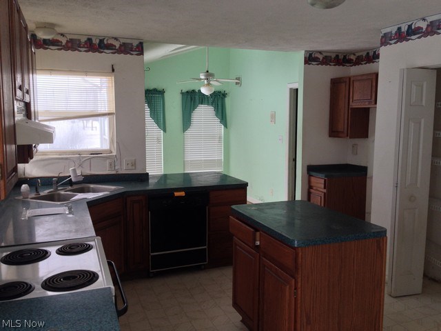 Roaming Rock - Residential