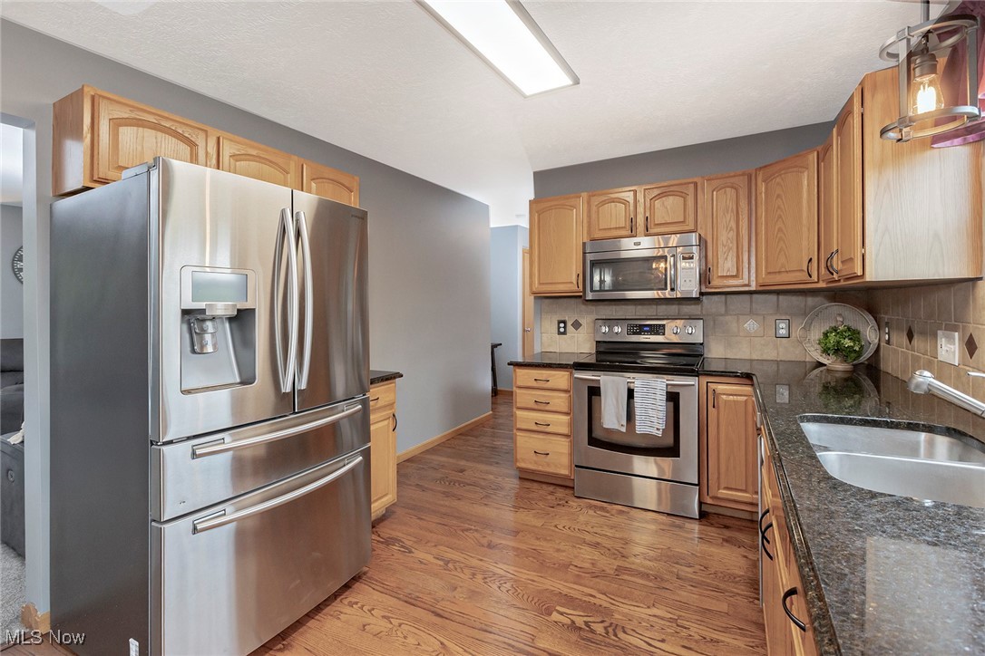 3326 Marpat Lane, Brunswick, Ohio image 13