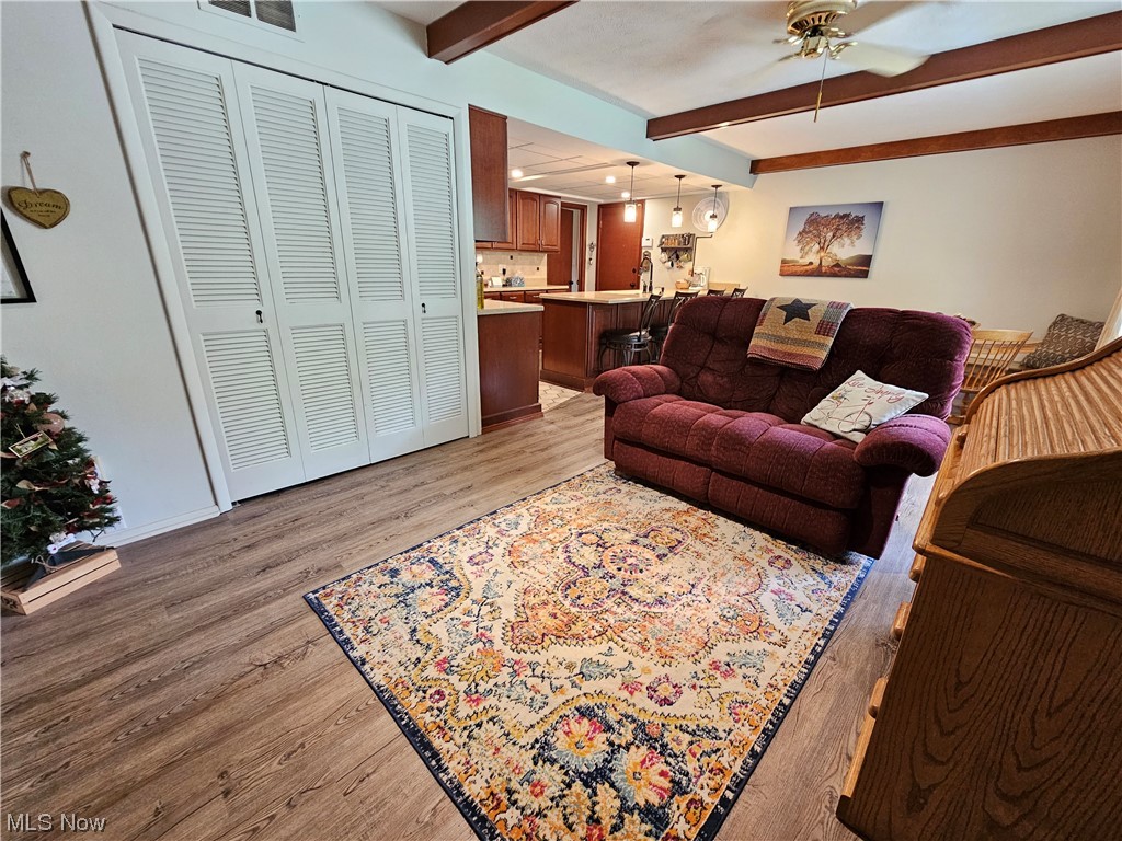 Kenwood Gardens 02a - Residential