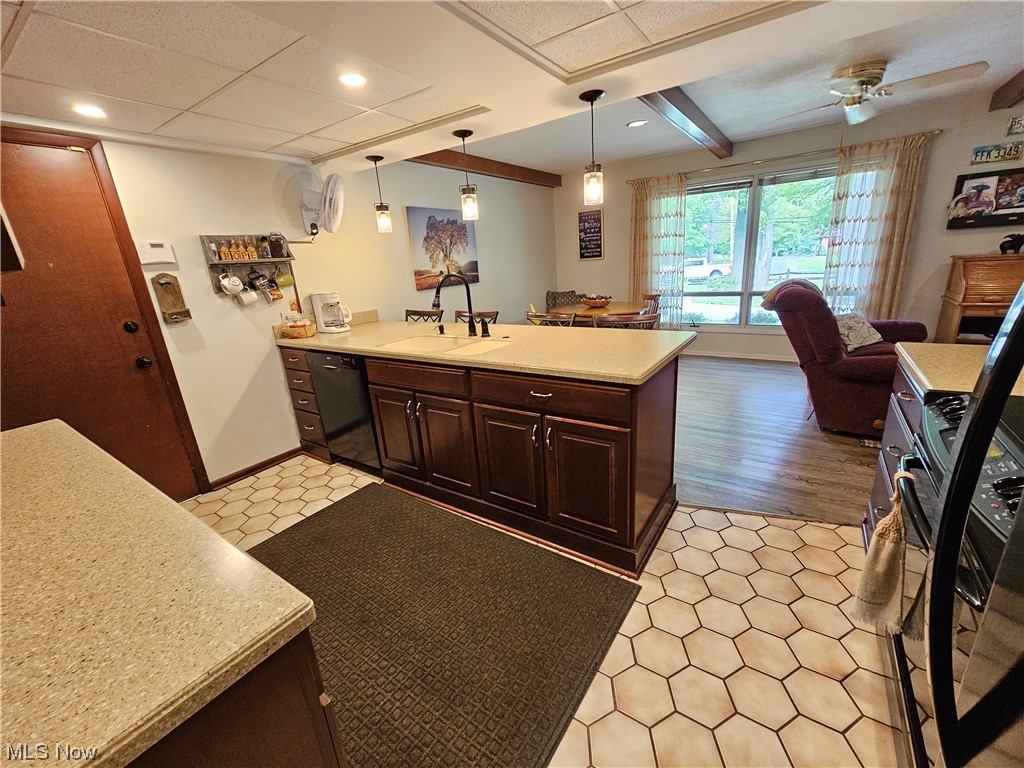 Kenwood Gardens 02a - Residential