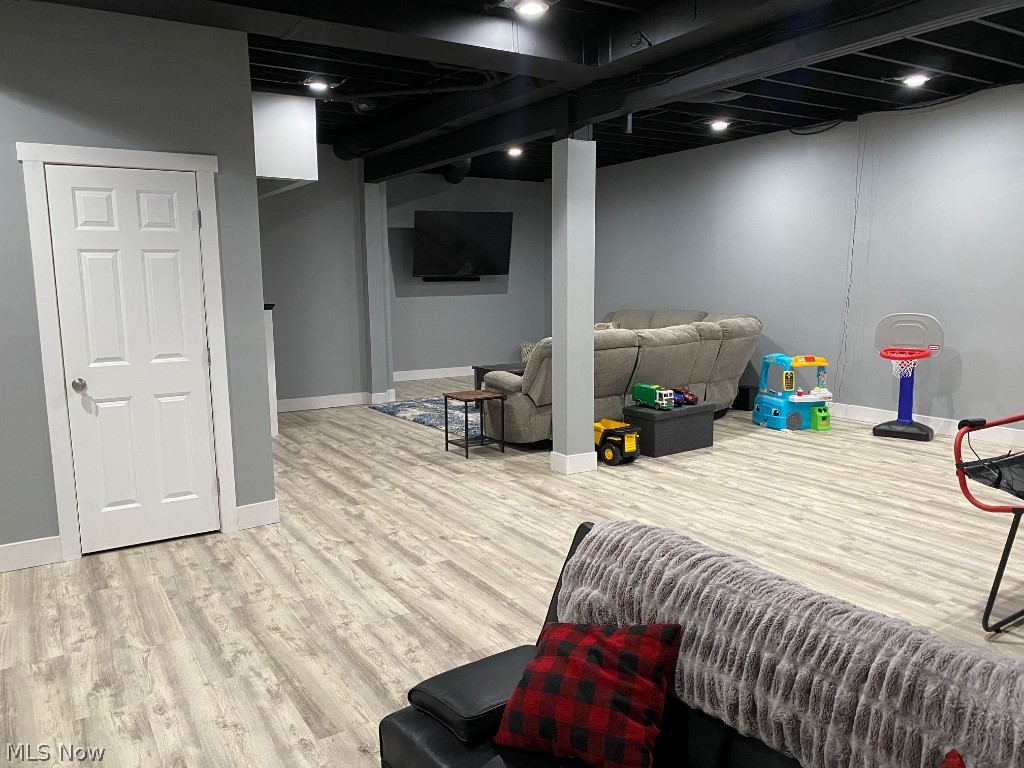 Pointe West - Residential