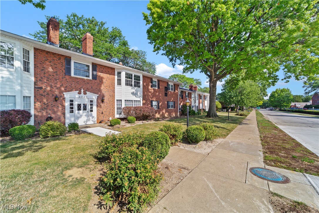 Heritage Hill Condo - Residential