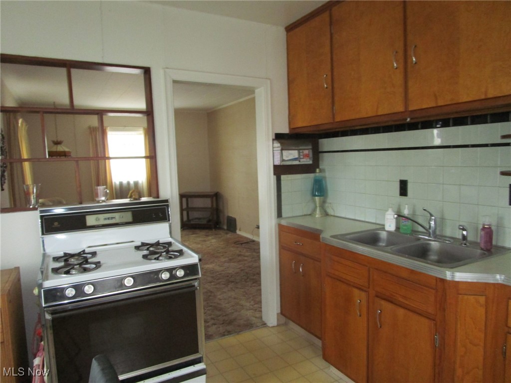 997 Mohegan Trail Trl, Willoughby, Ohio image 15