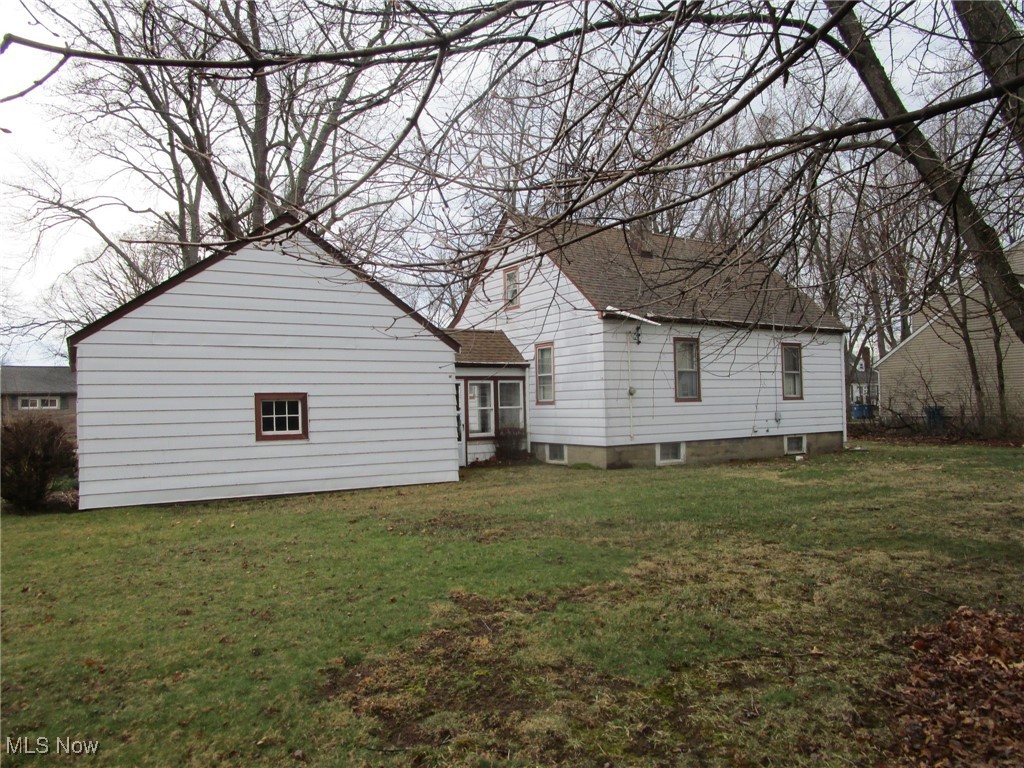 997 Mohegan Trail Trl, Willoughby, Ohio image 6