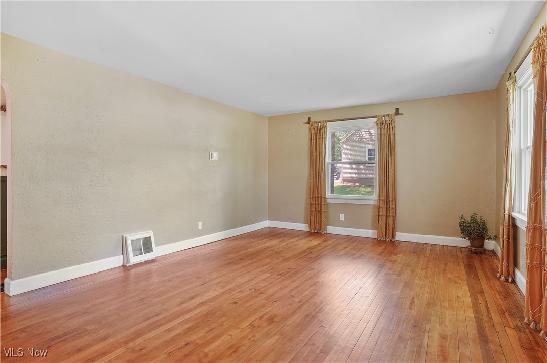 Falls Acres - Residential