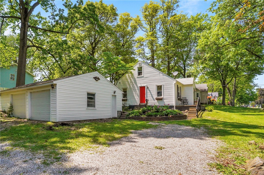 Falls Acres - Residential