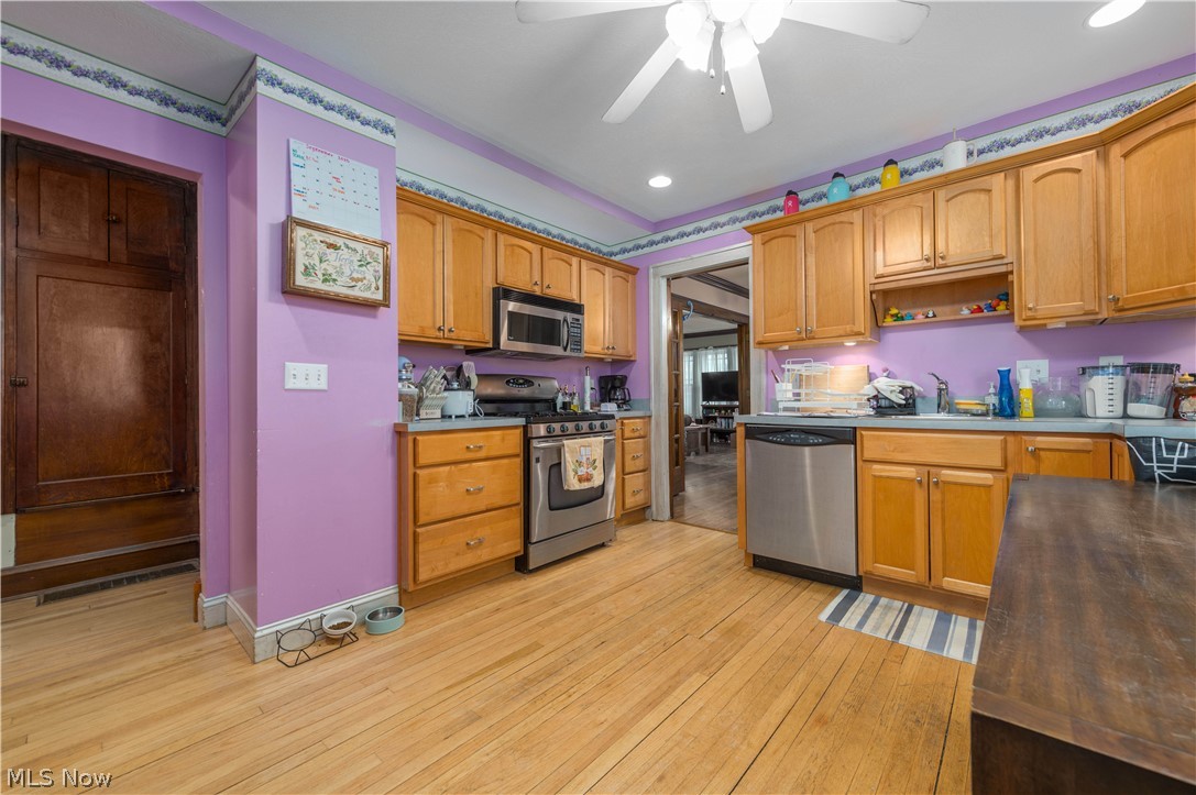 2321 Oak Park Avenue