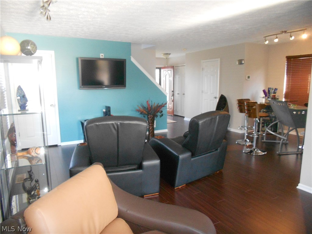 Village At Coventry Crossing - Residential