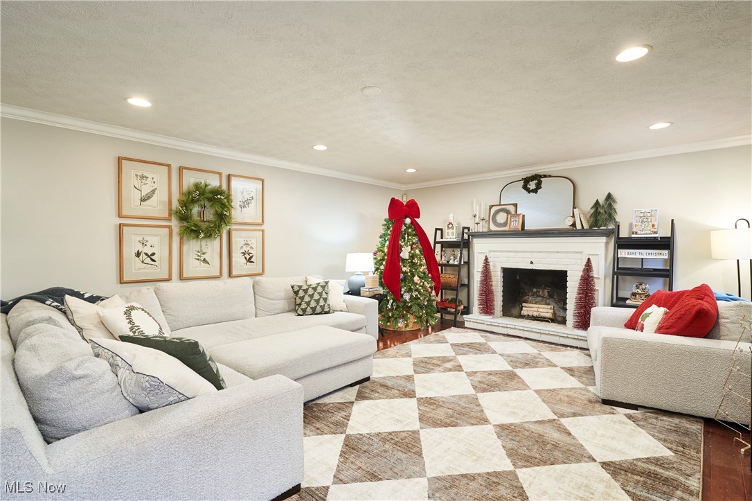 Colony Woods - Residential