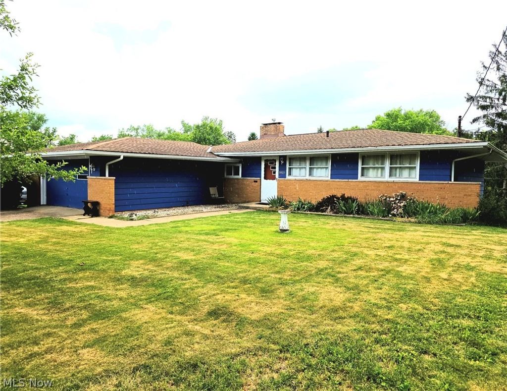 Photo of 7623 Alan Parkway, Middleburg Heights, OH 44130 (MLS # 5217967)