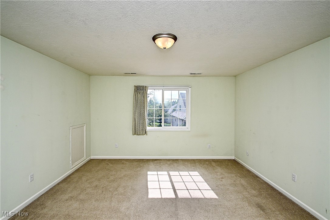 Greenwood Hlnds Condo Ph 14 Am - Residential