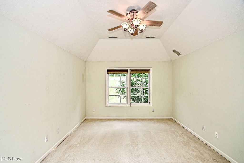 Greenwood Hlnds Condo Ph 14 Am - Residential