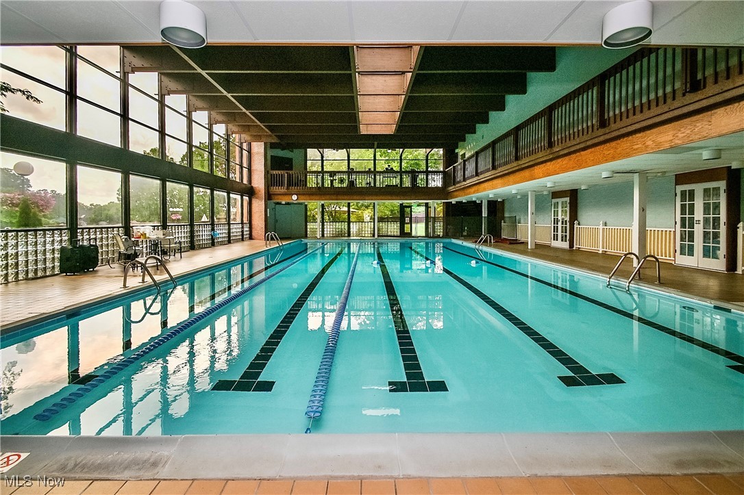 Greenwood Hlnds Condo Ph 14 Am - Residential